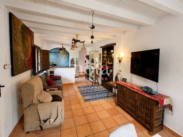 3 soveværelse Finca/Landehus til salg i Lanjarón med swimmingpool - € 180.000 (Ref: 9983818)