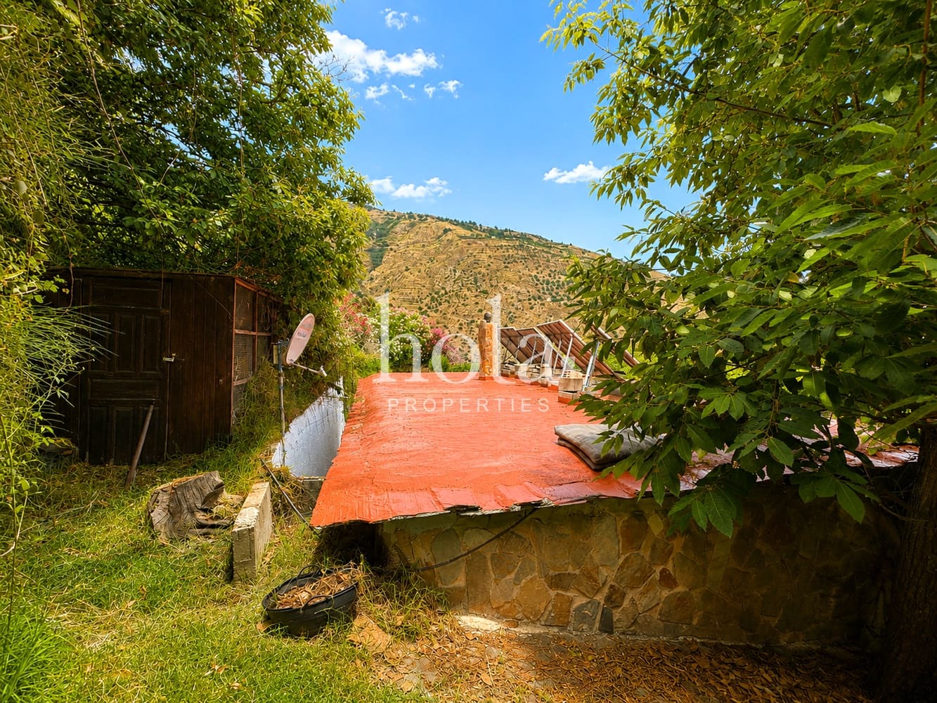 3 soveværelse Finca/Landehus til salg i Lanjaron med swimmingpool - € 180.000 (Ref: 9983818)