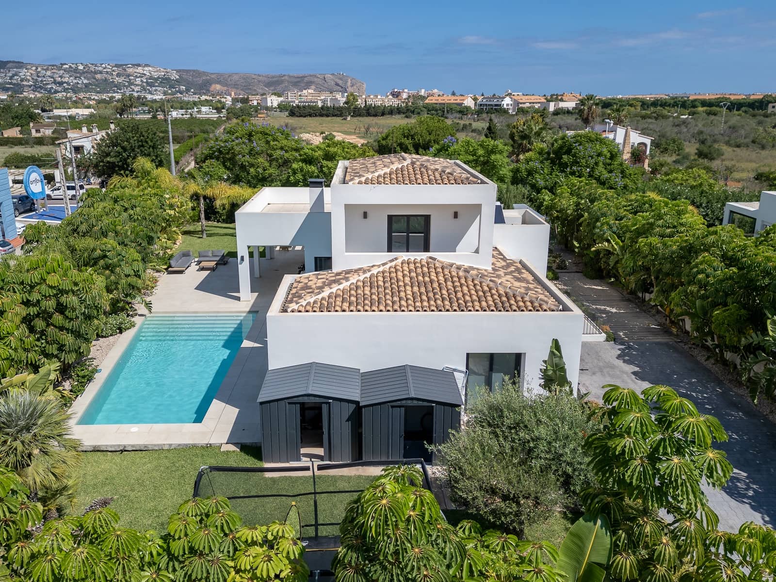 4 bedroom Villa for sale in Javea / Xabia with pool - € 899,995 (Ref: 8527526)