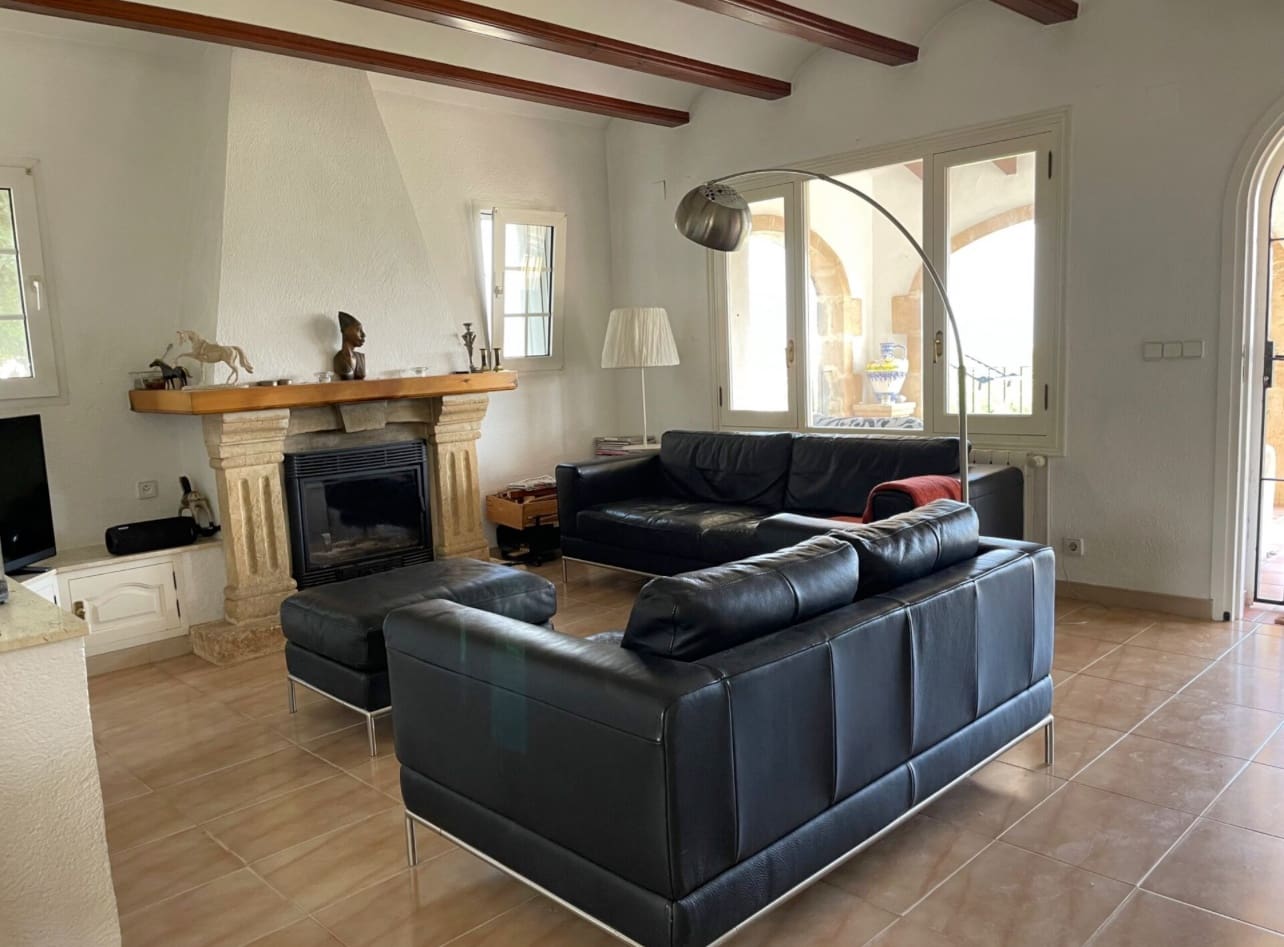 6 makuuhuone Huvila myytävänä paikassa Javea / Xabia mukana uima-altaan - 1 250 000 € (Ref: 8945640)