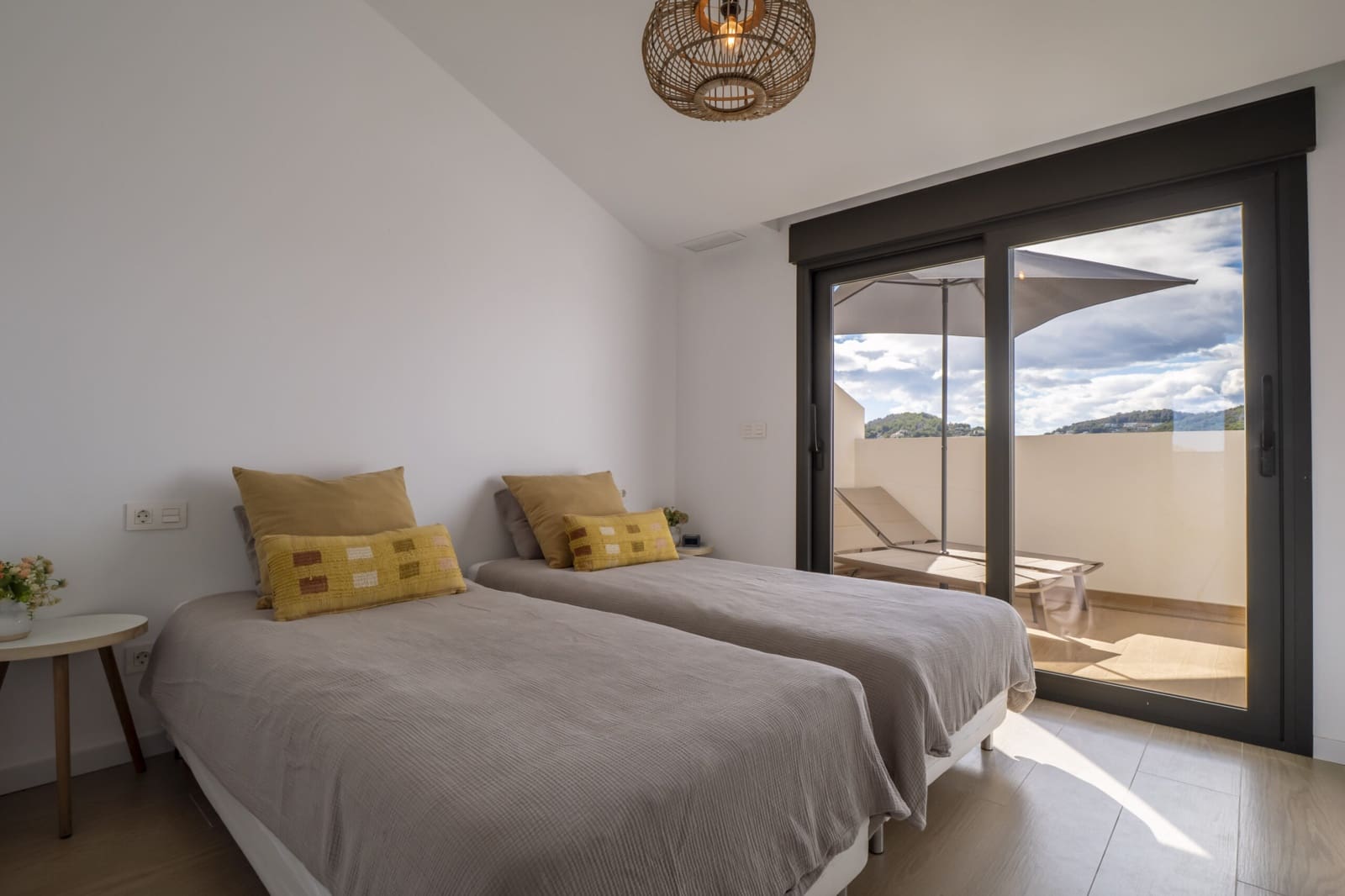 3 bedroom Apartment for sale in Javea / Xabia with pool - € 650,000 (Ref: 9369215)