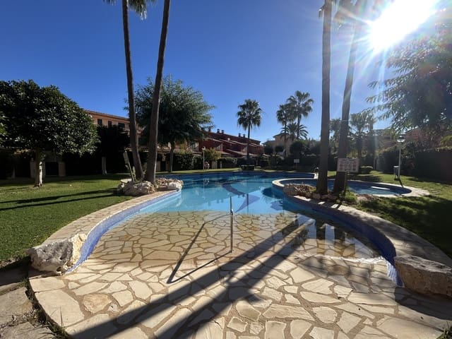 2 bedroom Apartment for sale in Javea / Xàbia with pool - € 349,999 (Ref: 9471535)