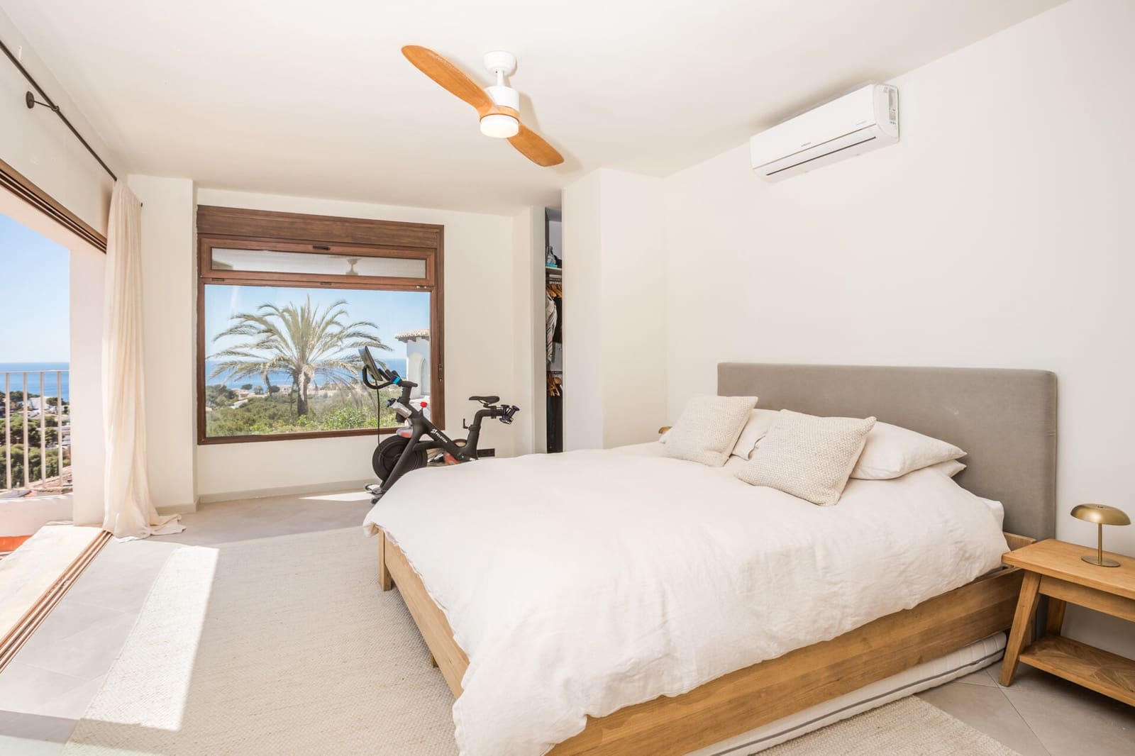 4 sypialnia Willa na sprzedaż w Javea / Xabia z basenem - 1 195 000 € (Ref: 9471538)