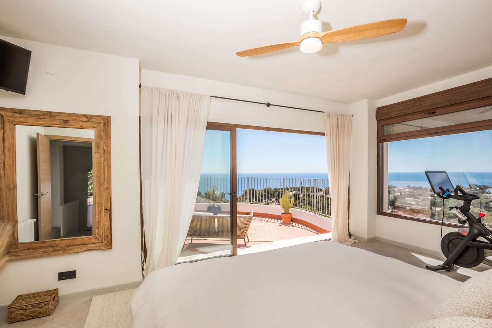 4 sypialnia Willa na sprzedaż w Javea / Xabia z basenem - 1 195 000 € (Ref: 9471538)