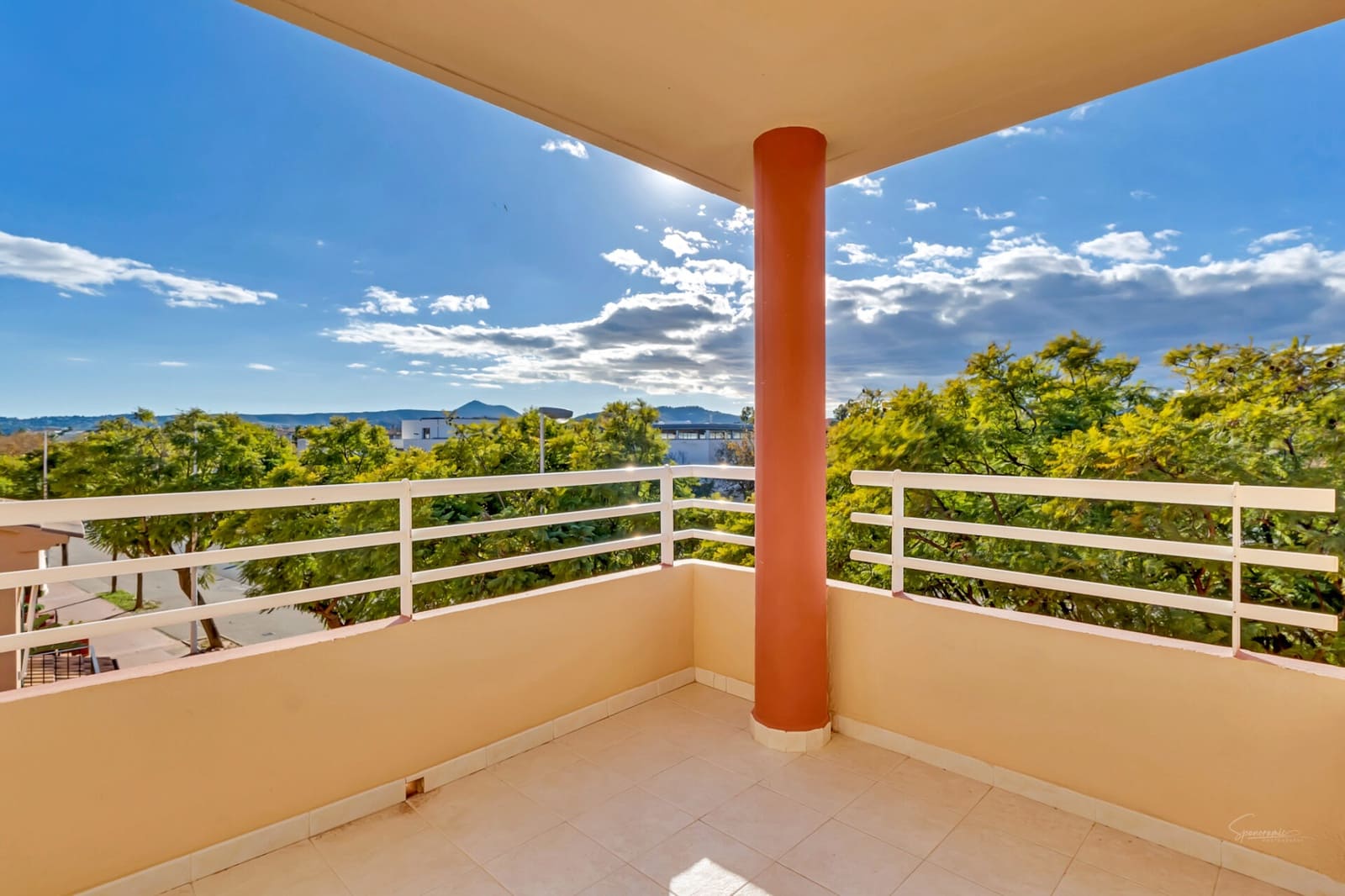 Apartamento de 2 habitaciones en Javea / Xàbia en venta con piscina - 349.999 € (Ref: 9471544)