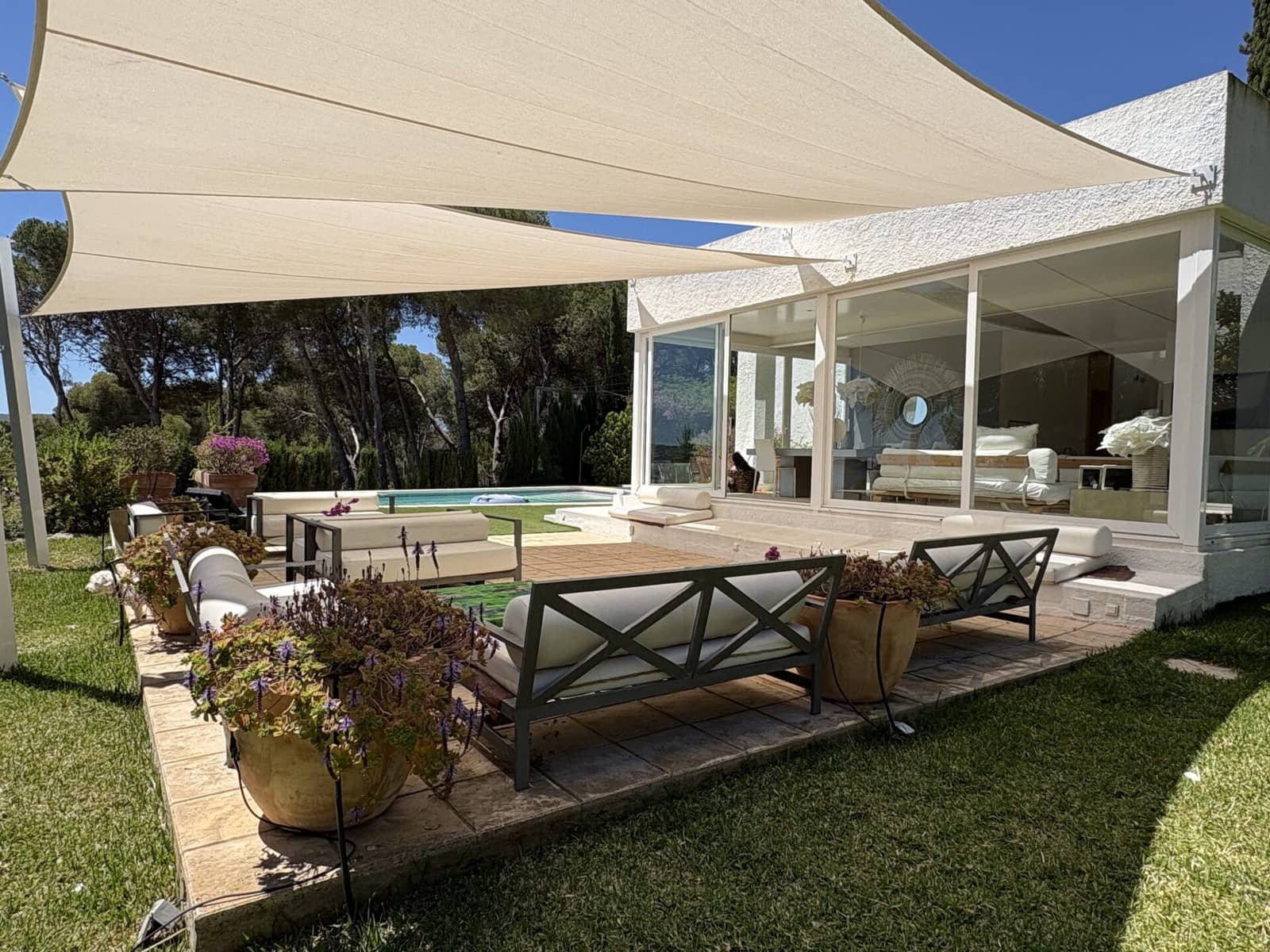 5 bedroom Villa for sale in Javea / Xabia with pool - € 5,500 (Ref: 9471789)