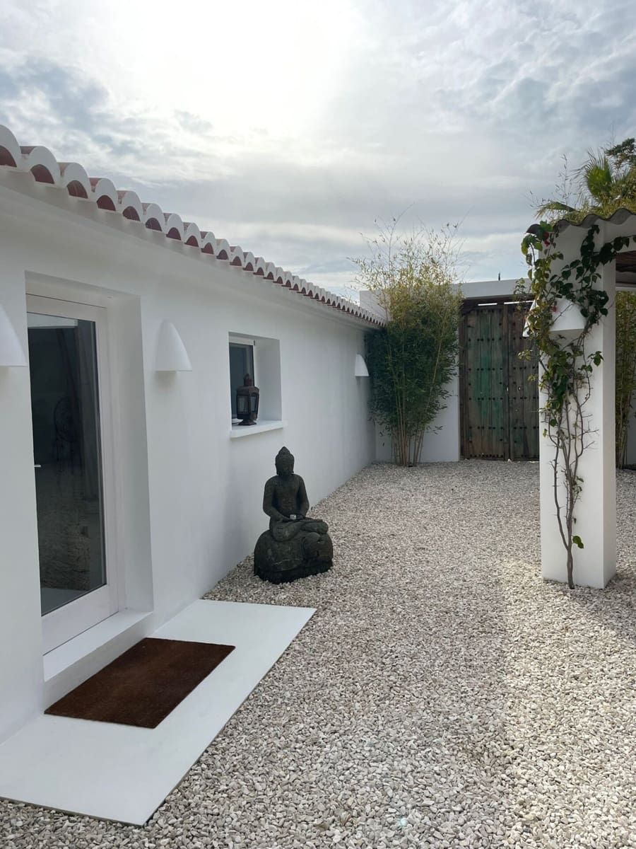 5 slaapkamer Finca/Landhuis te koop in Javea / Xabia met zwembad - € 6.250 (Ref: 9569539)