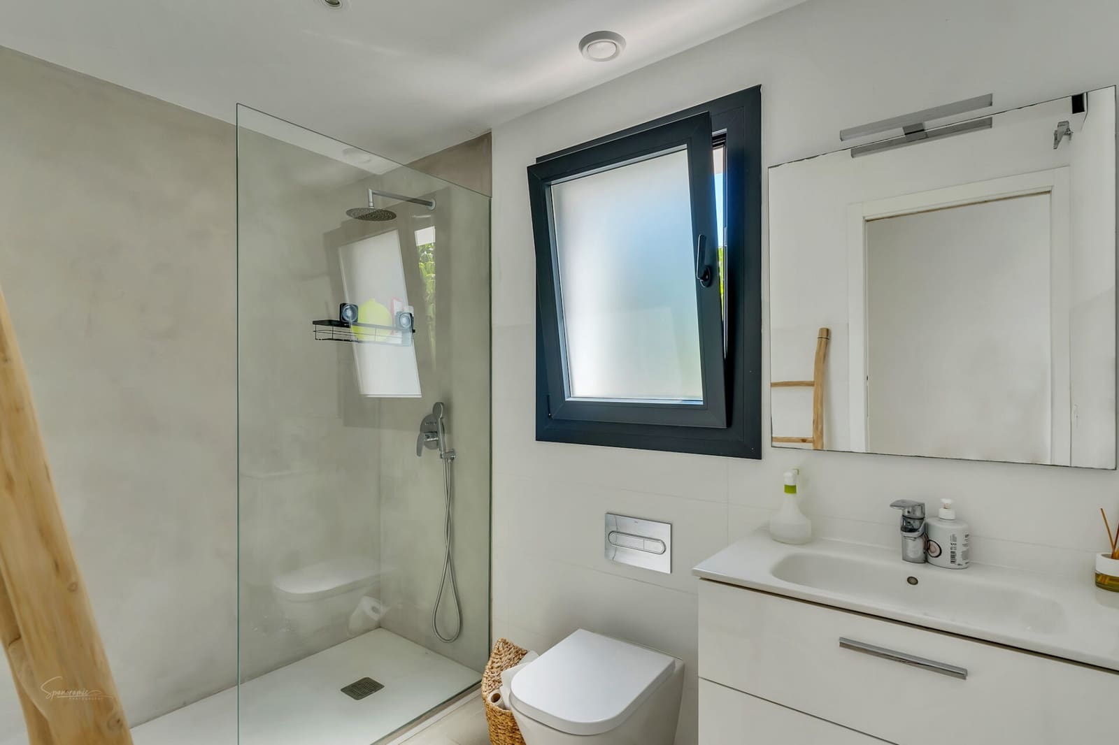 4 soveværelse Villa til salg i Javea / Xabia med swimmingpool - € 899.995 (Ref: 9603401)