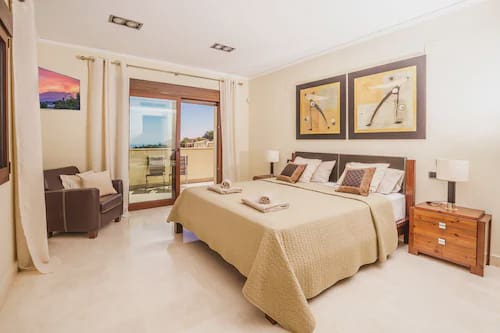 4 bedroom Villa for sale in Javea / Xabia with pool - € 1,395,000 (Ref: 9618754)