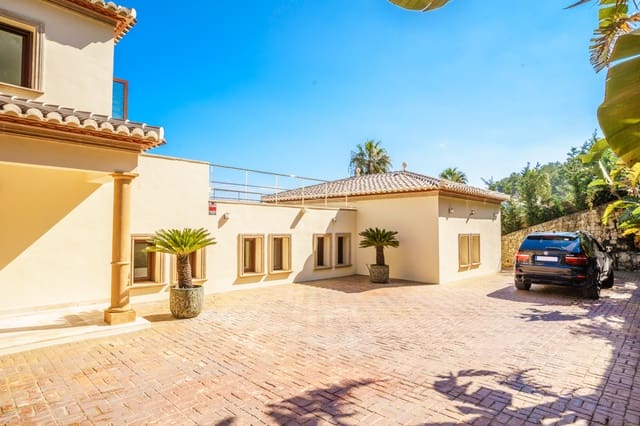4 bedroom Villa for sale in Javea / Xàbia with pool - € 1,395,000 (Ref: 9618754)