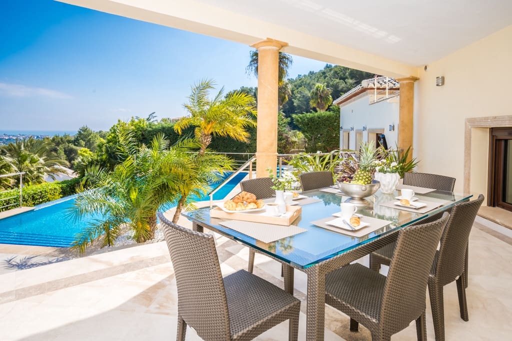 4 bedroom Villa for sale in Javea / Xabia with pool - € 1,395,000 (Ref: 9618754)