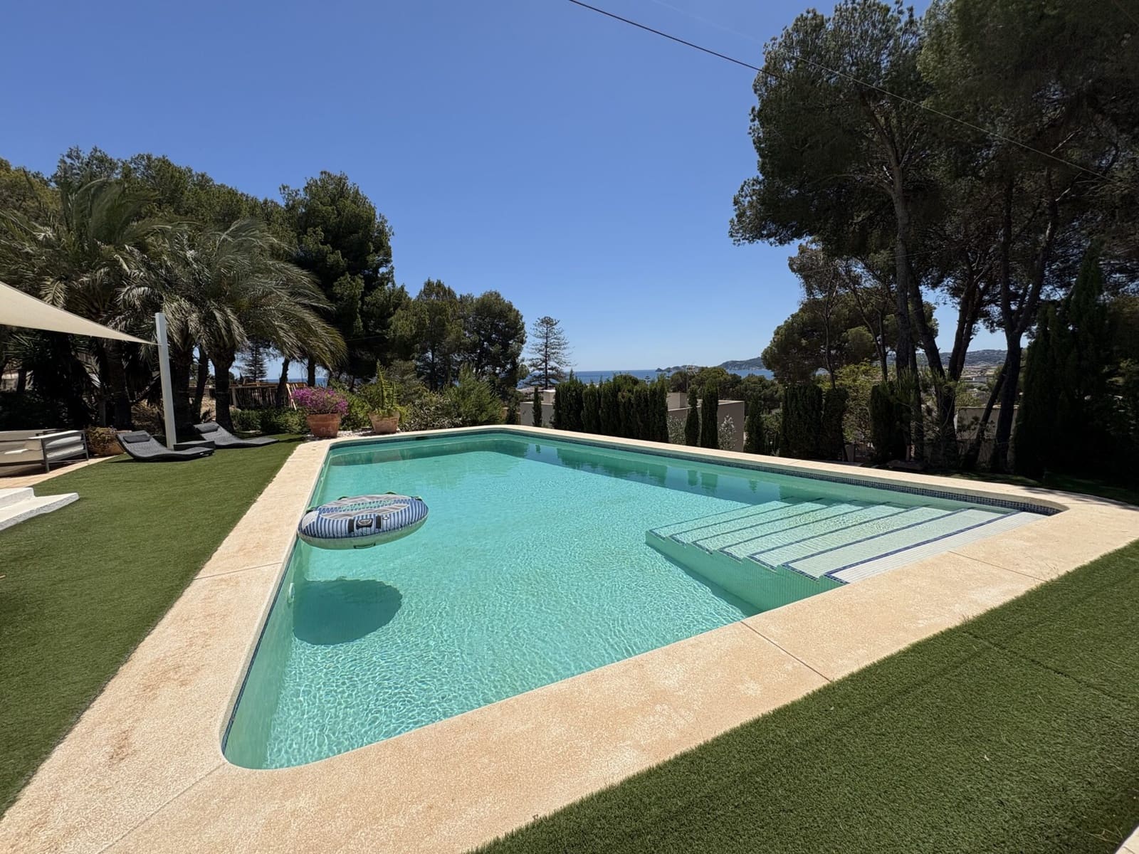 5 makuuhuone Huvila myytävänä paikassa Javea / Xabia mukana uima-altaan - 5 700 € (Ref: 9626414)