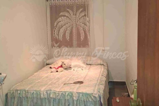 3 chambre Finca/Maison de Campagne à vendre à Pinoso avec garage - 196 000 € (Ref: 10041621)