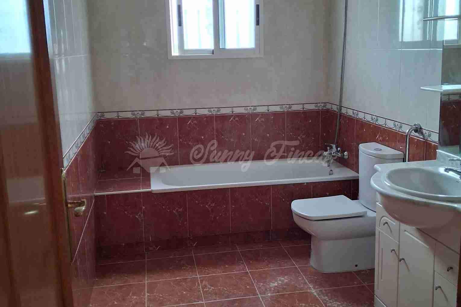 5 slaapkamer Villa te koop in Catral met zwembad garage - € 600.000 (Ref: 10180999)