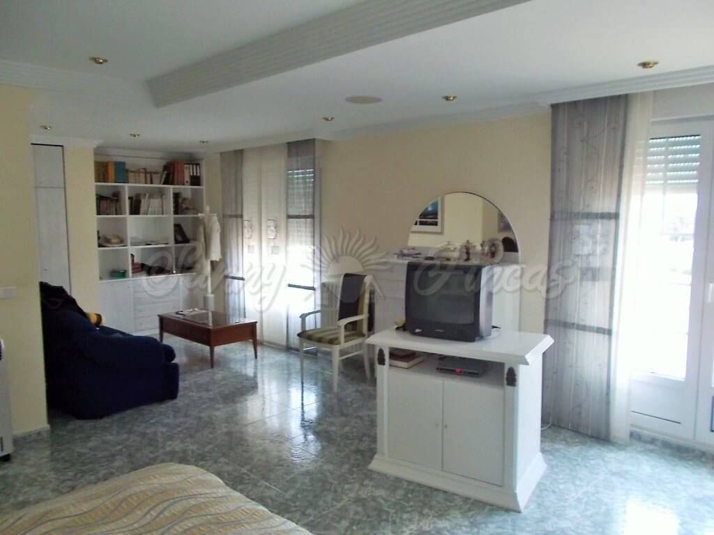 7 soveværelse Villa til salg i Yecla med swimmingpool garage - € 449.000 (Ref: 6107416)