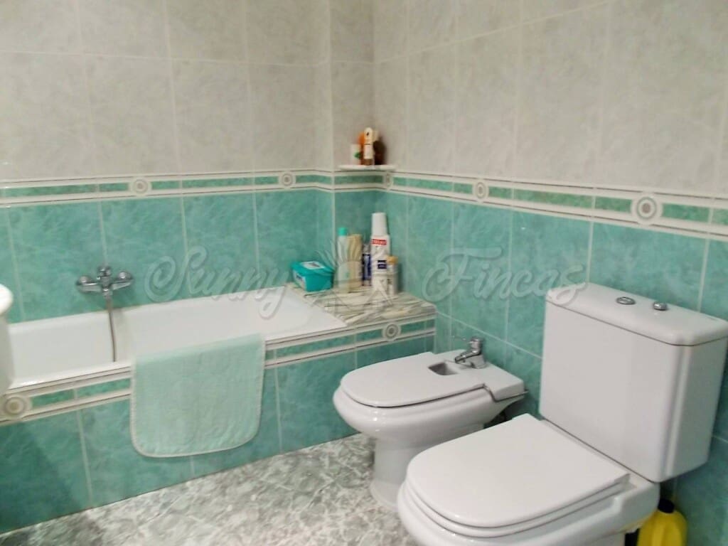 7 soveværelse Villa til salg i Yecla med swimmingpool garage - € 449.000 (Ref: 6107416)