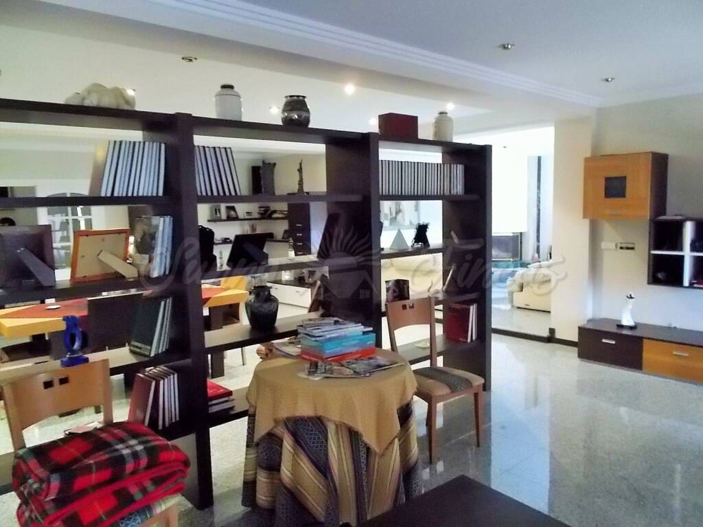 7 soveværelse Villa til salg i Yecla med swimmingpool garage - € 449.000 (Ref: 6107416)