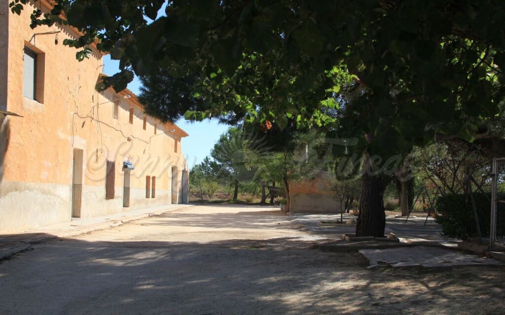 6 quarto Quinta/Casa Rural para venda em Raspay com garagem - 425 000 € (Ref: 6107417)