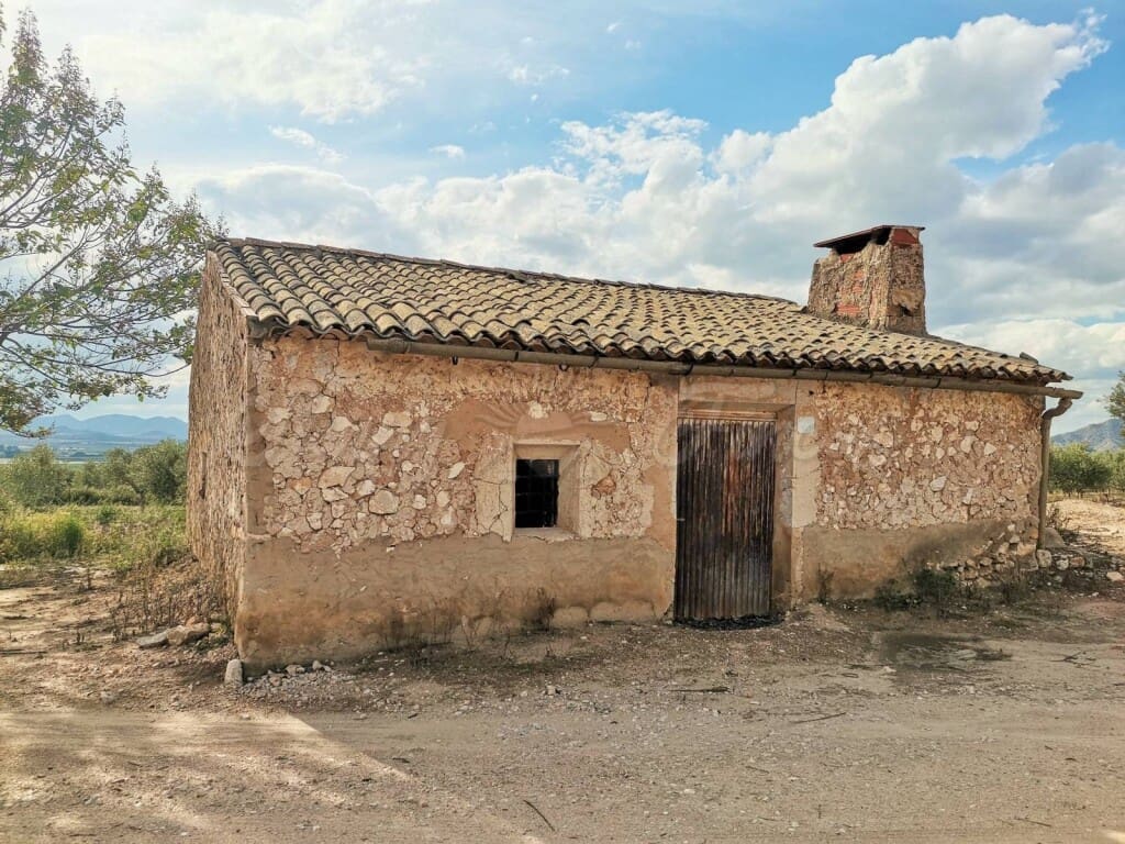 3 soveværelse Finca/Landehus til salg i Villena med swimmingpool garage - € 415.000 (Ref: 6107472)