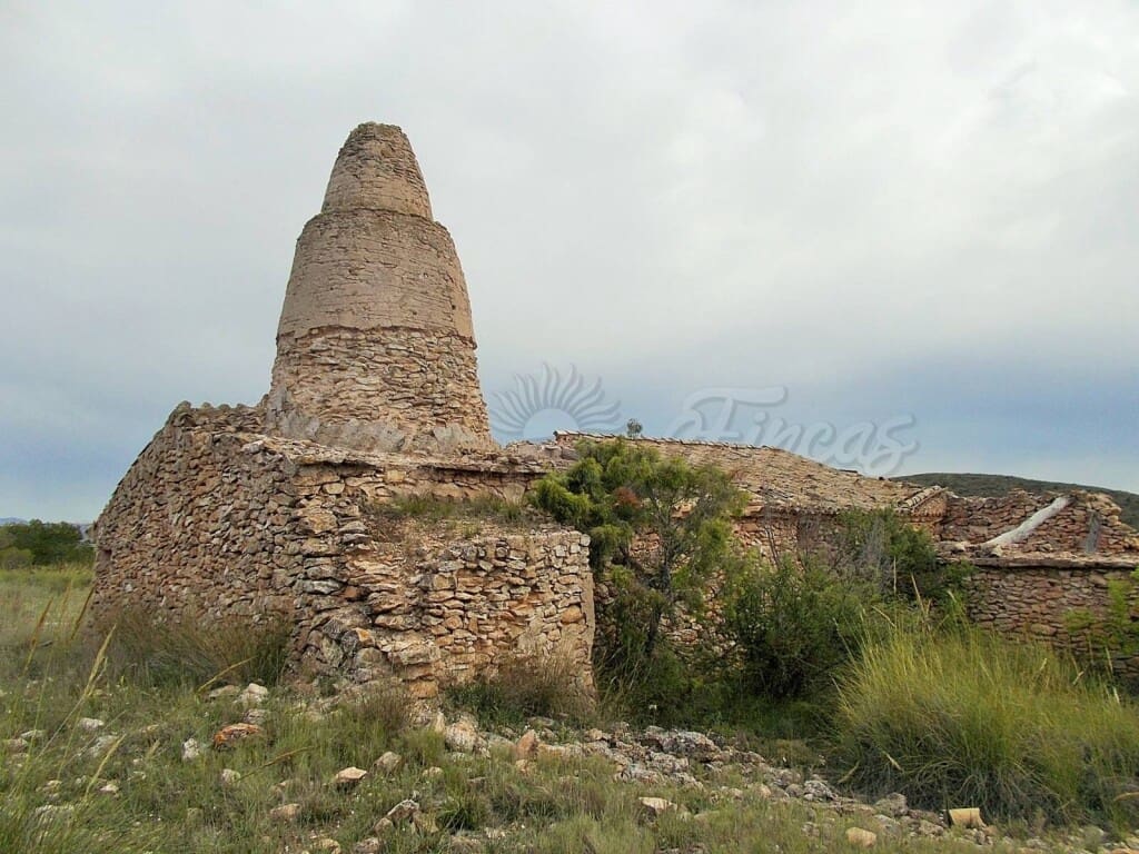 Ruin til salg i Pinoso - € 85.000 (Ref: 6107482)
