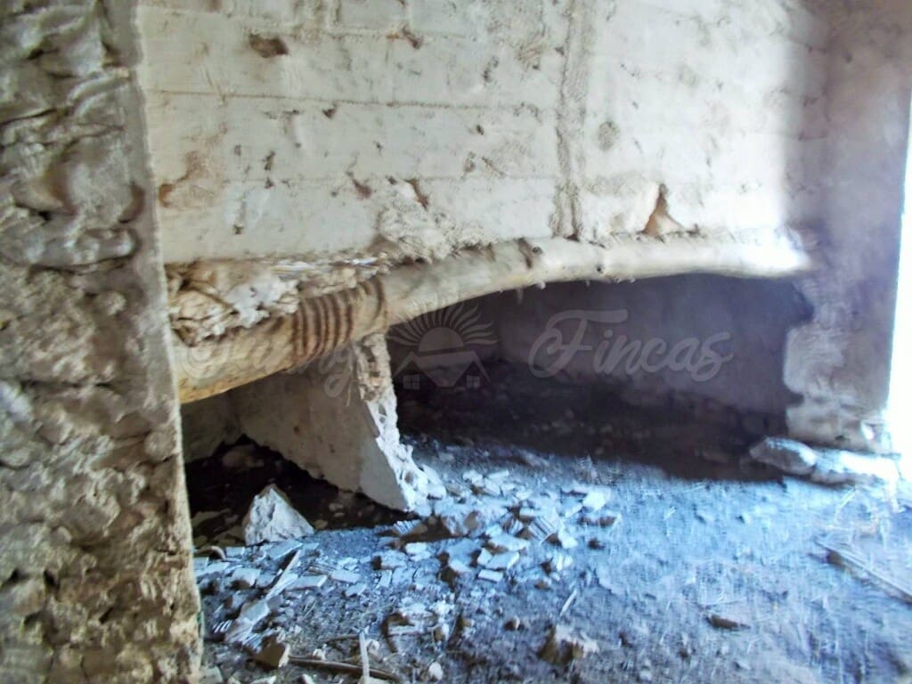 Ruin til salg i Pinoso - € 85.000 (Ref: 6107482)