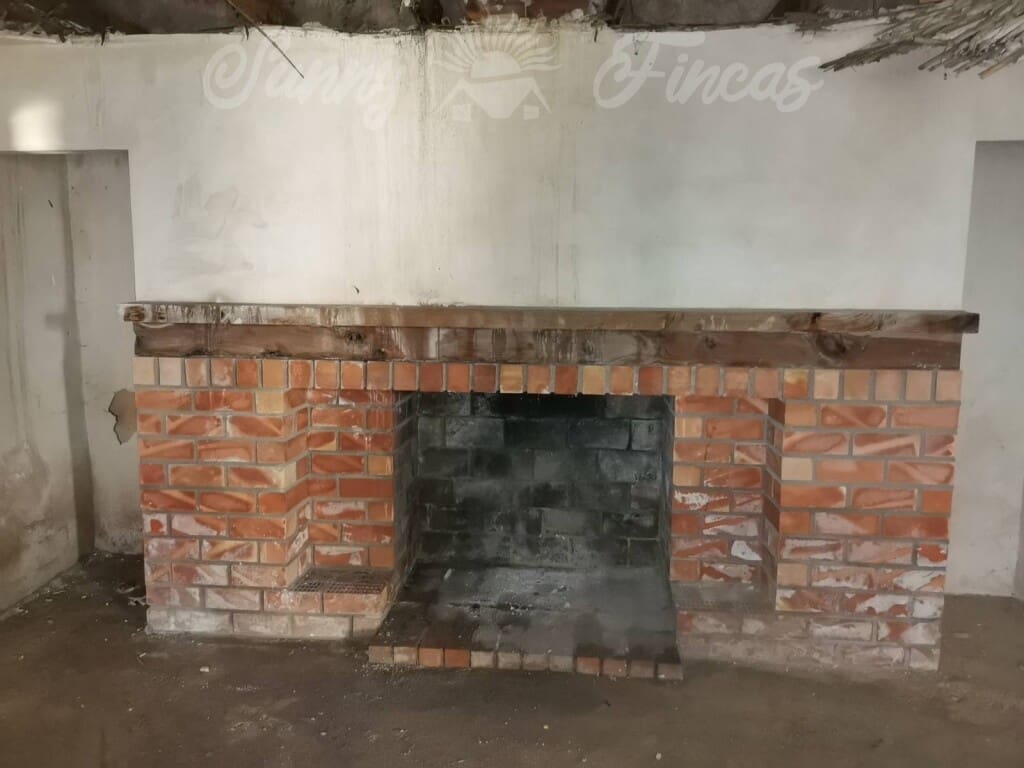 Ruin til salg i Villena - € 34.000 (Ref: 6107492)