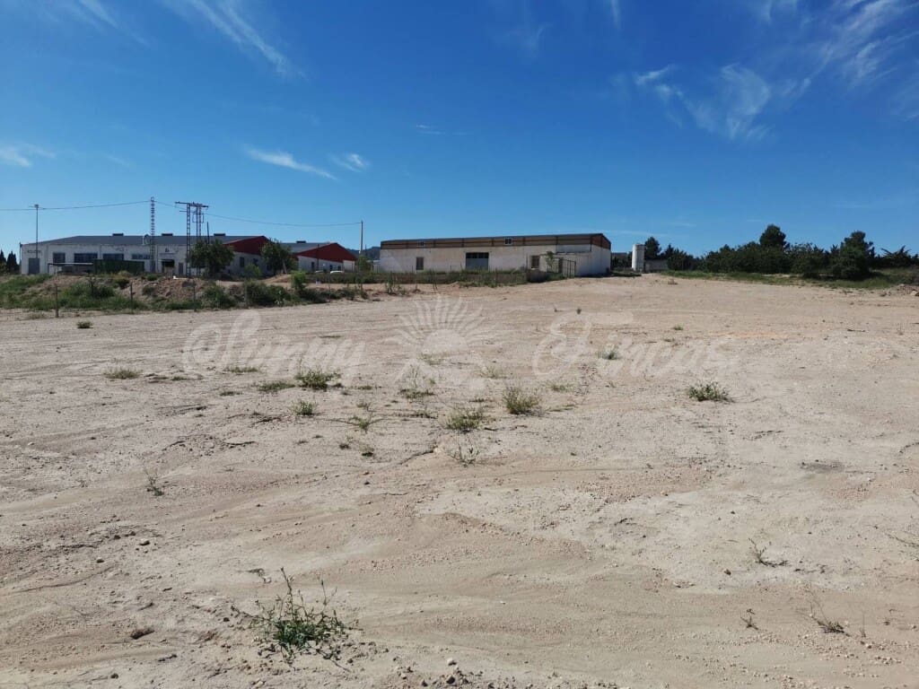 Virksomhed til salg i Caudete med garage - € 130.000 (Ref: 6107910)