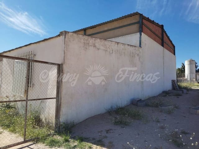 Business for sale in Caudete with garage - € 130,000 (Ref: 6107910)