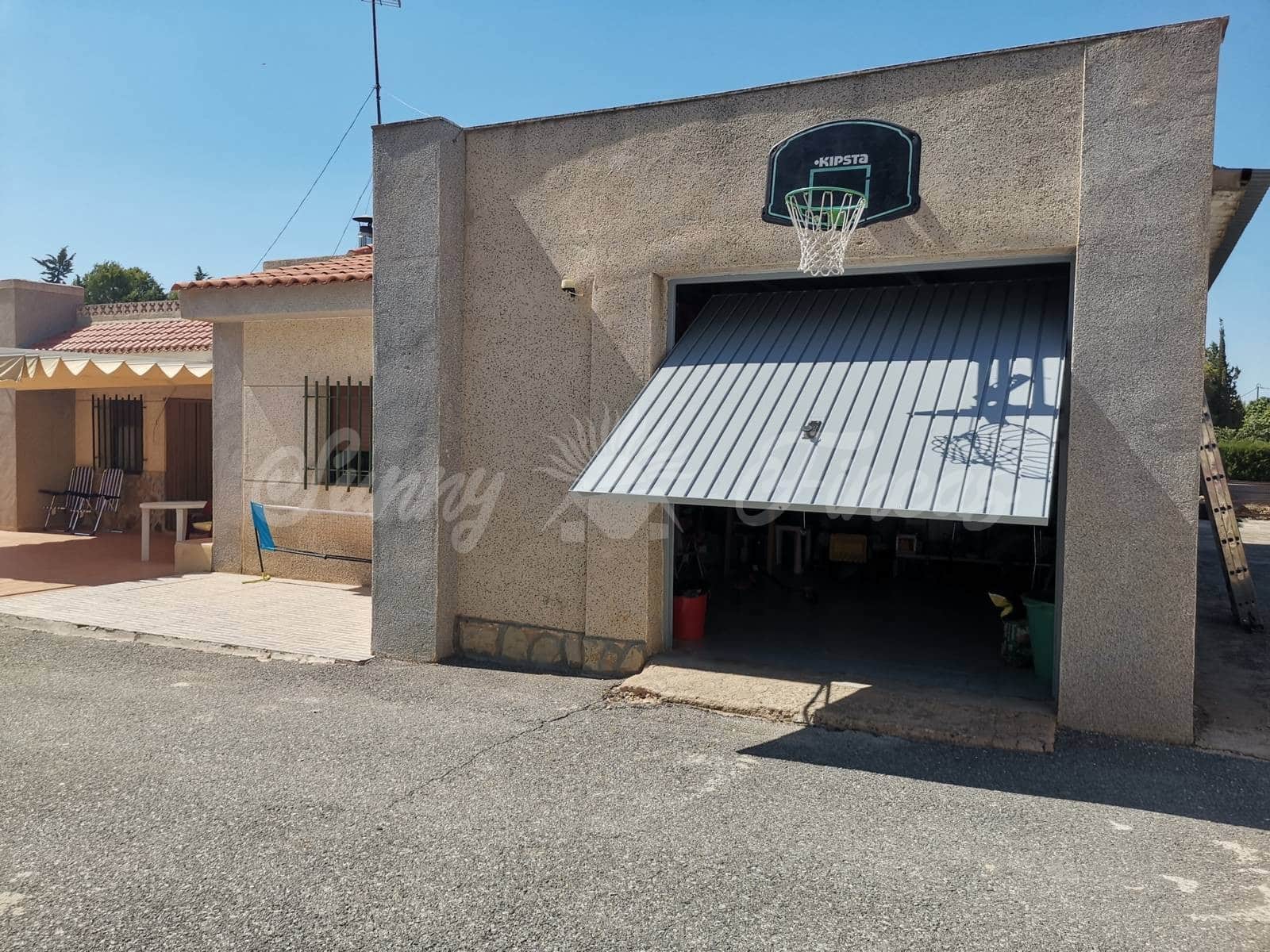 5 sypialnia Willa na sprzedaż w Yecla z basenem garażem - 299 900 € (Ref: 6246464)