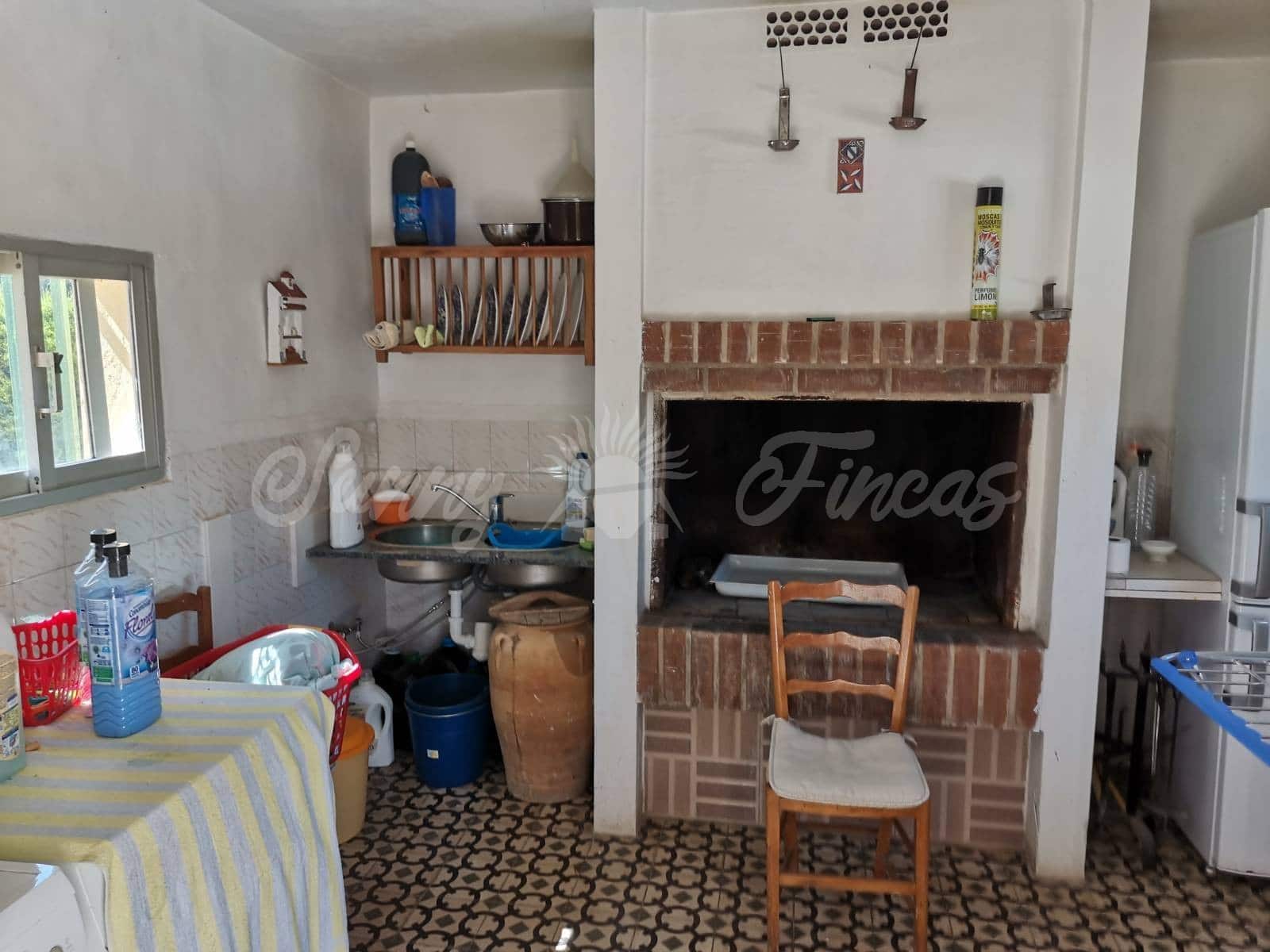 5 sypialnia Willa na sprzedaż w Yecla z basenem garażem - 299 900 € (Ref: 6246464)