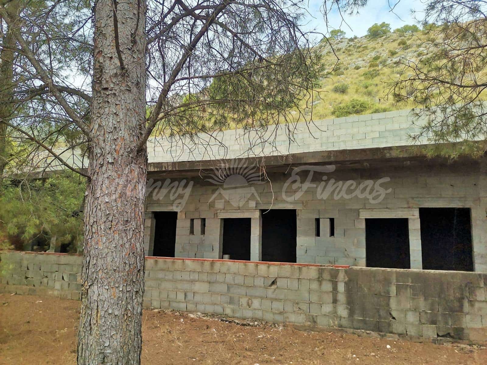 5 soverom Finca/Herregård til salgs i Salinas med svømmebasseng garasje - € 125 000 (Ref: 6287714)