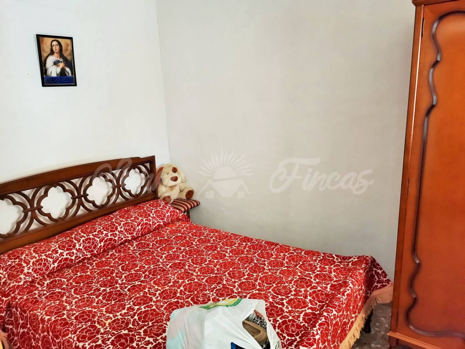 3 slaapkamer Halfvrijstaande villa te koop in Yecla met garage - € 58.000 (Ref: 6348729)