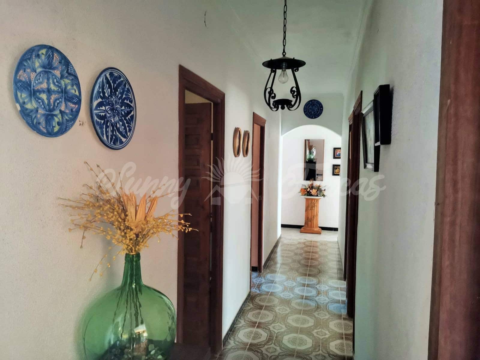 7 soveværelse Finca/Landehus til salg i Caudete med swimmingpool garage - € 189.000 (Ref: 6453025)