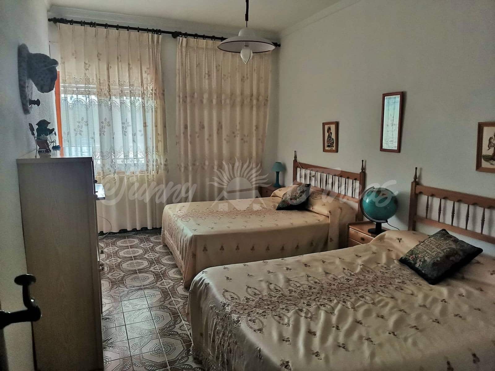 7 soveværelse Finca/Landehus til salg i Caudete med swimmingpool garage - € 189.000 (Ref: 6453025)