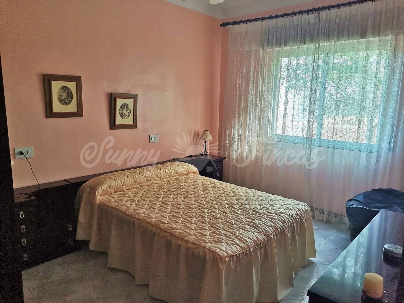 7 soveværelse Finca/Landehus til salg i Caudete med swimmingpool garage - € 189.000 (Ref: 6453025)