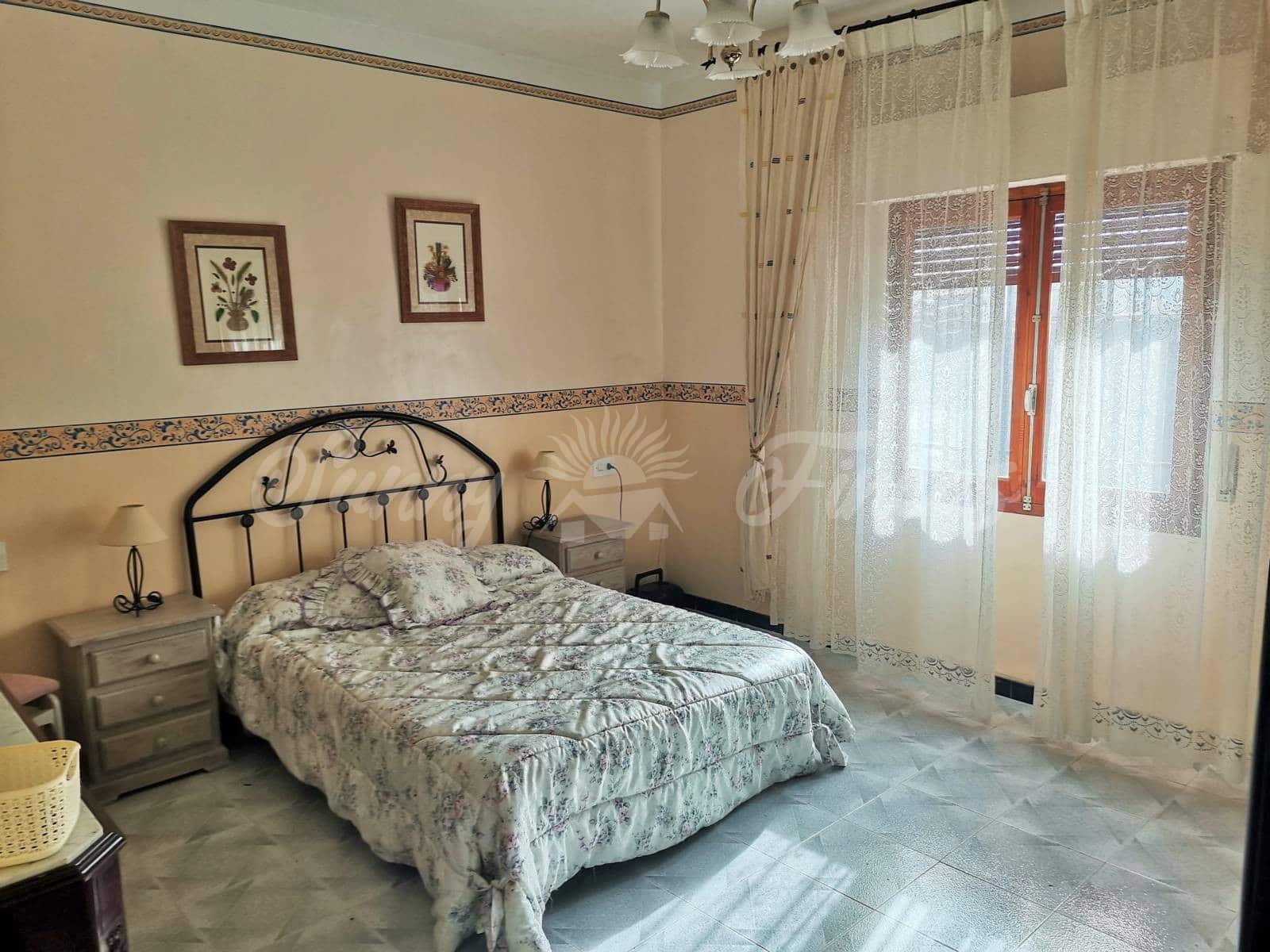 7 soveværelse Finca/Landehus til salg i Caudete med swimmingpool garage - € 189.000 (Ref: 6453025)