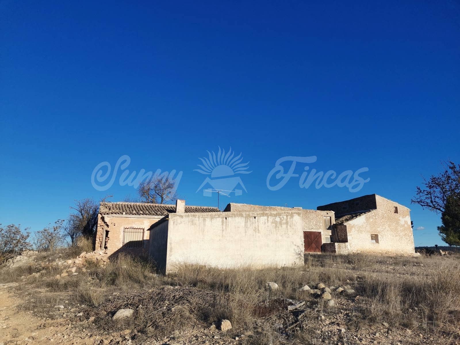 Ruin til salg i Villena - € 15.000 (Ref: 6453026)