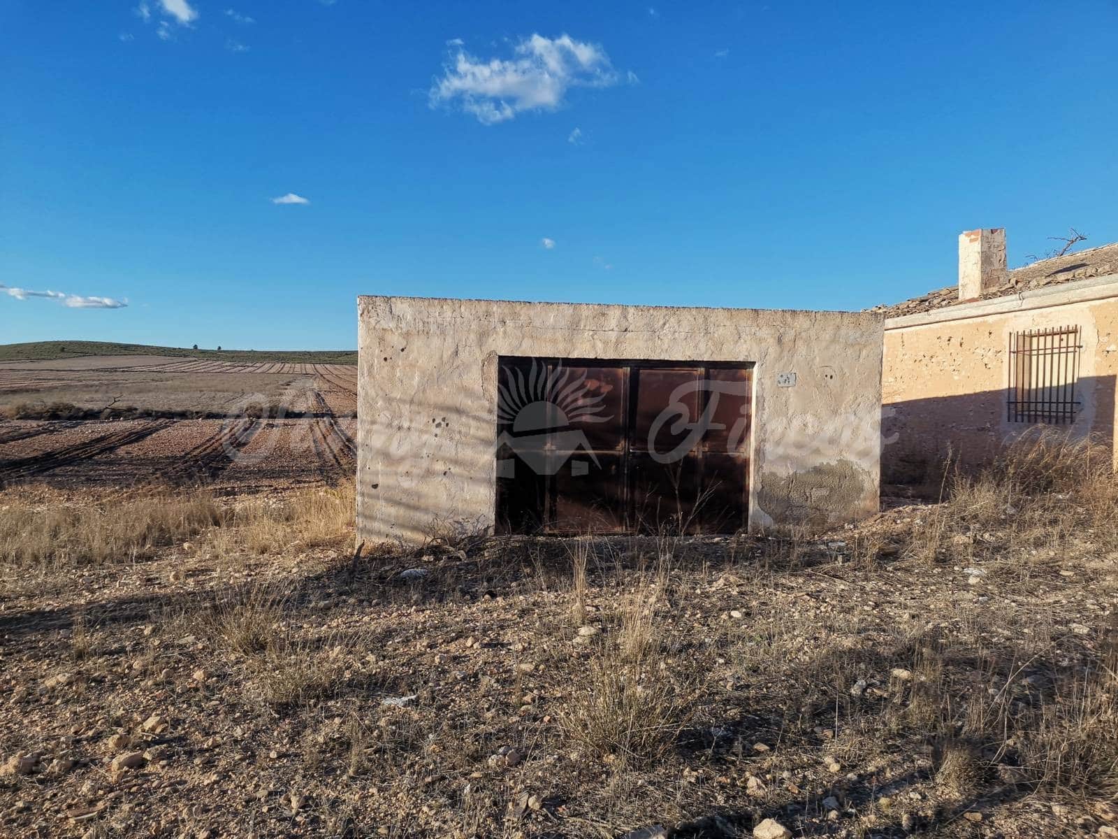 Ruin til salg i Villena - € 15.000 (Ref: 6453026)