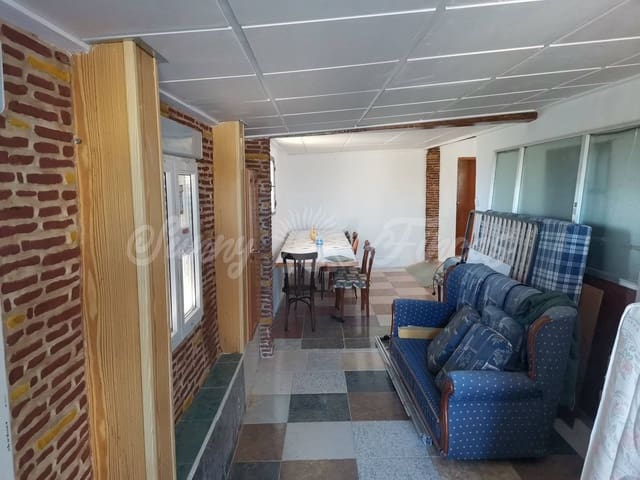 2 chambre Finca/Maison de Campagne à vendre à Yecla avec piscine garage - 155 000 € (Ref: 6453028)