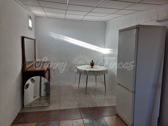 2 chambre Finca/Maison de Campagne à vendre à Yecla avec piscine garage - 155 000 € (Ref: 6453028)