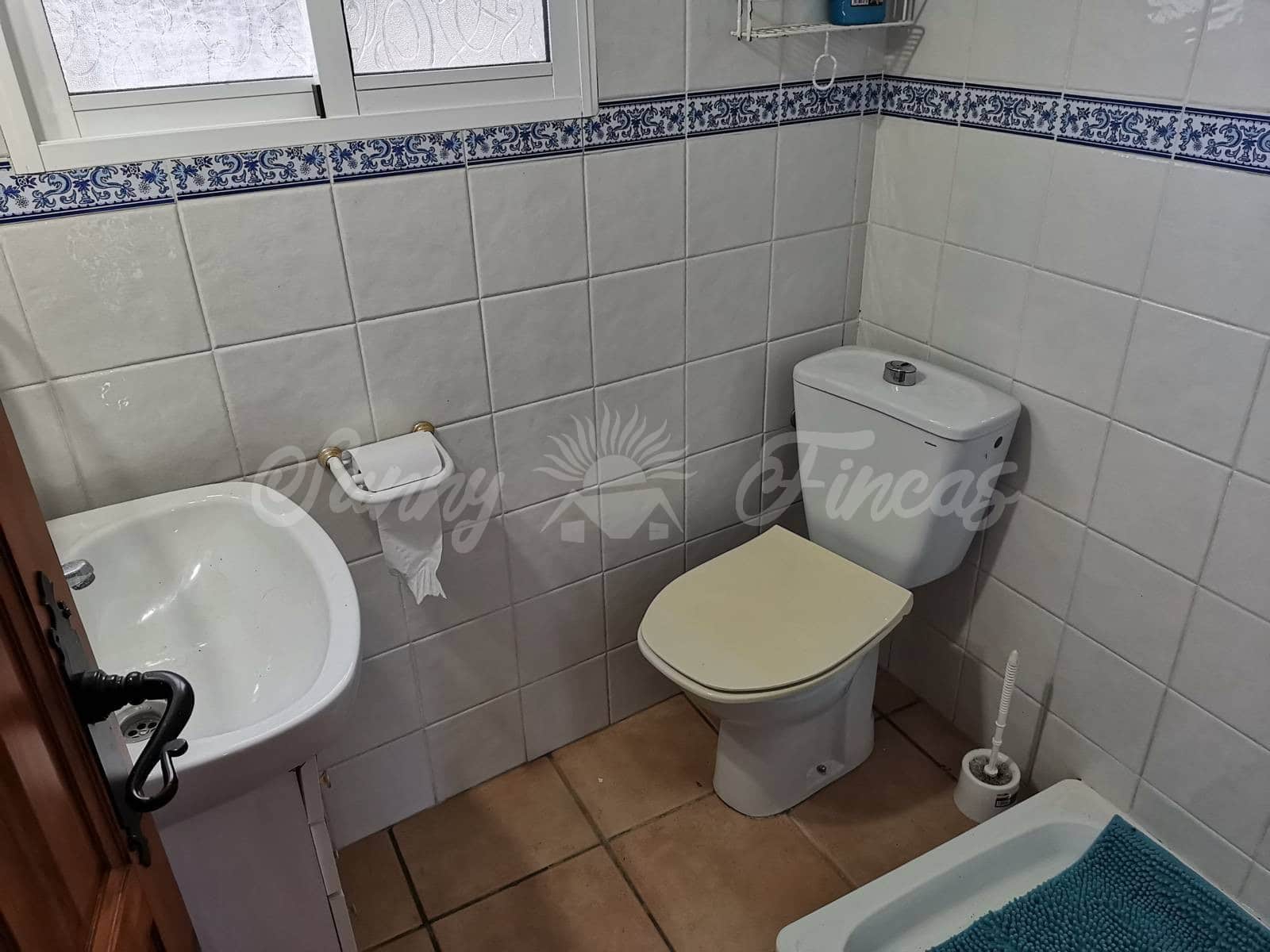 2 bedroom Finca/Country House for sale in Biar - € 99,000 (Ref: 6472111)