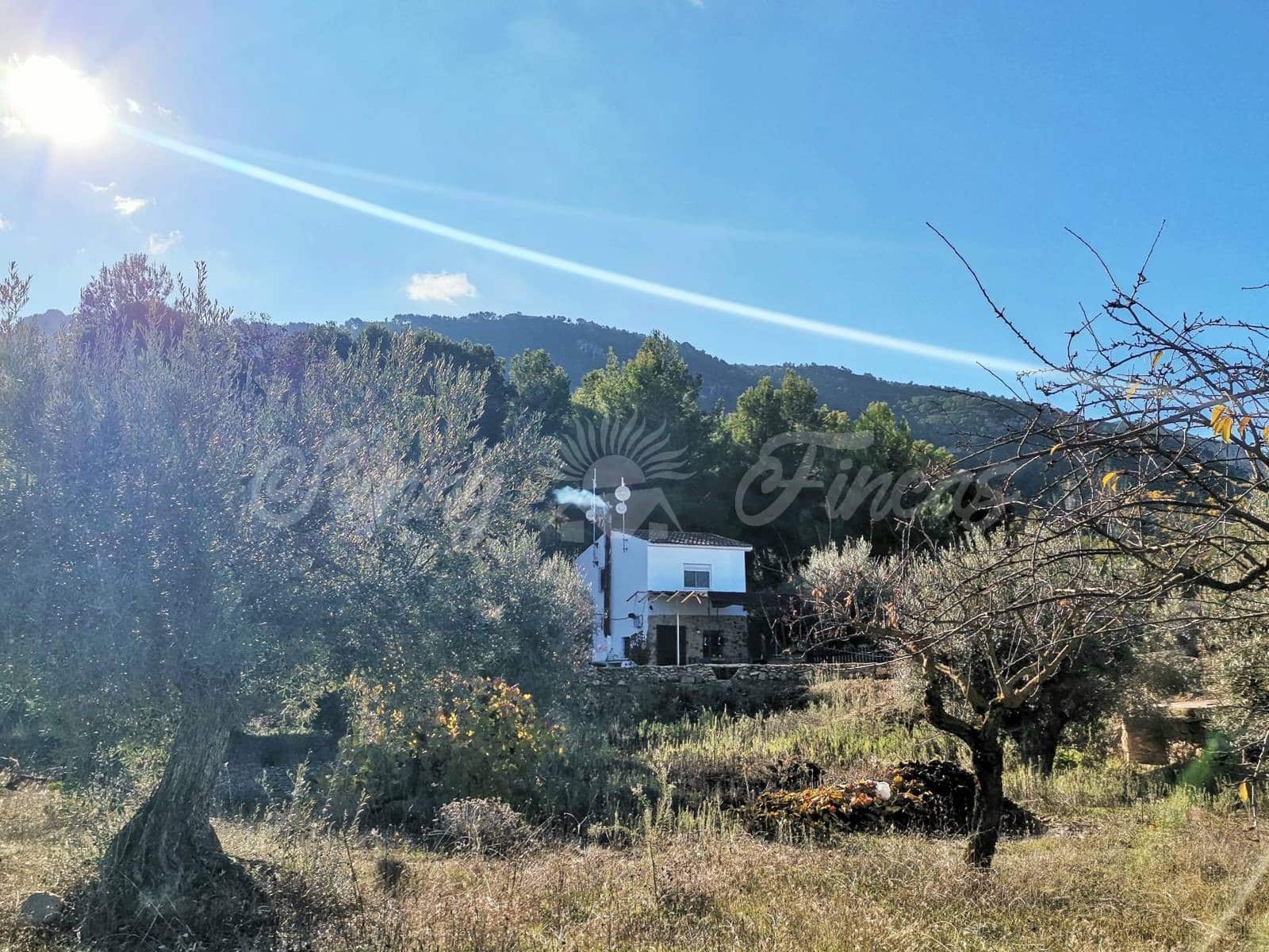 2 bedroom Finca/Country House for sale in Biar - € 99,000 (Ref: 6472111)
