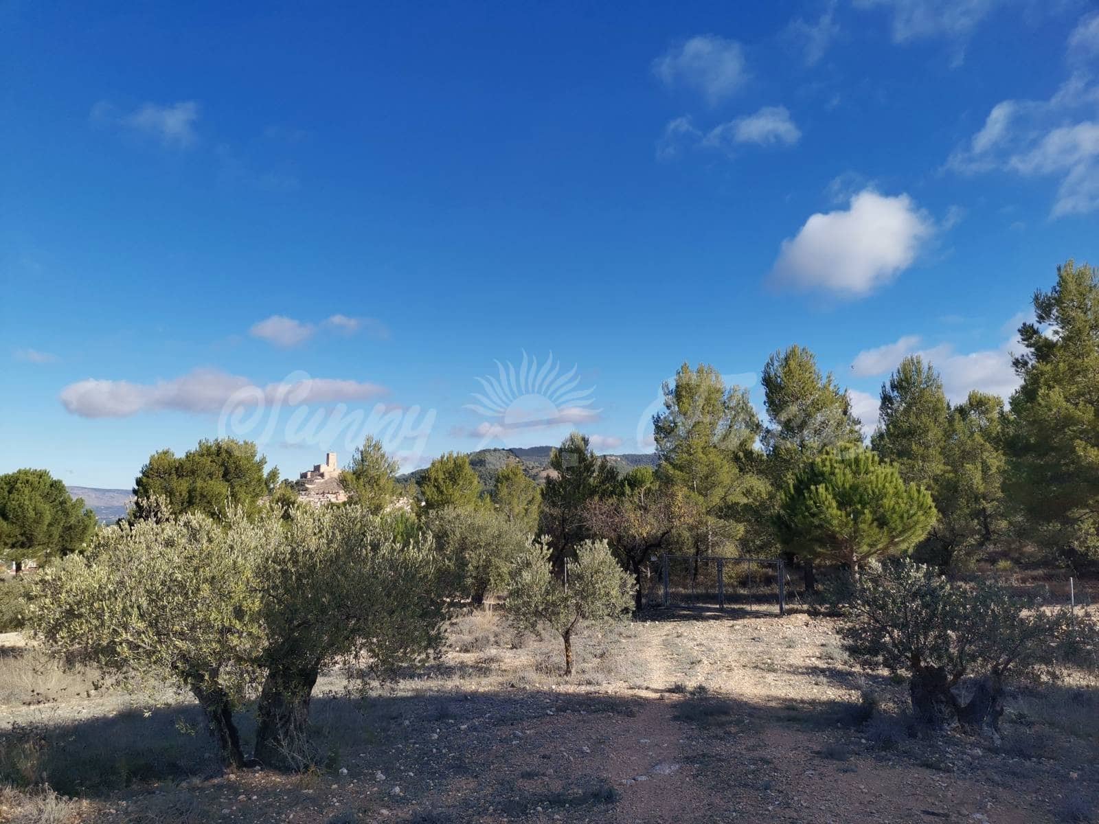 2 bedroom Finca/Country House for sale in Biar - € 99,000 (Ref: 6472111)