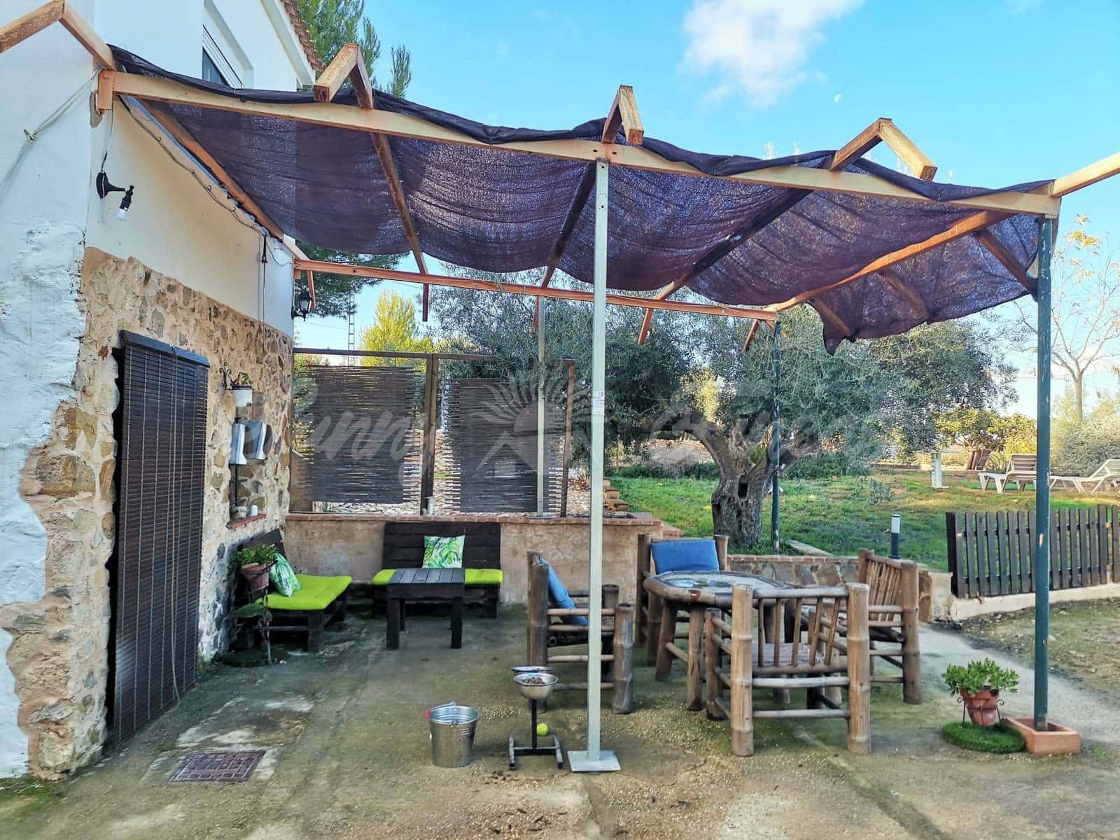 2 bedroom Finca/Country House for sale in Biar - € 99,000 (Ref: 6472111)