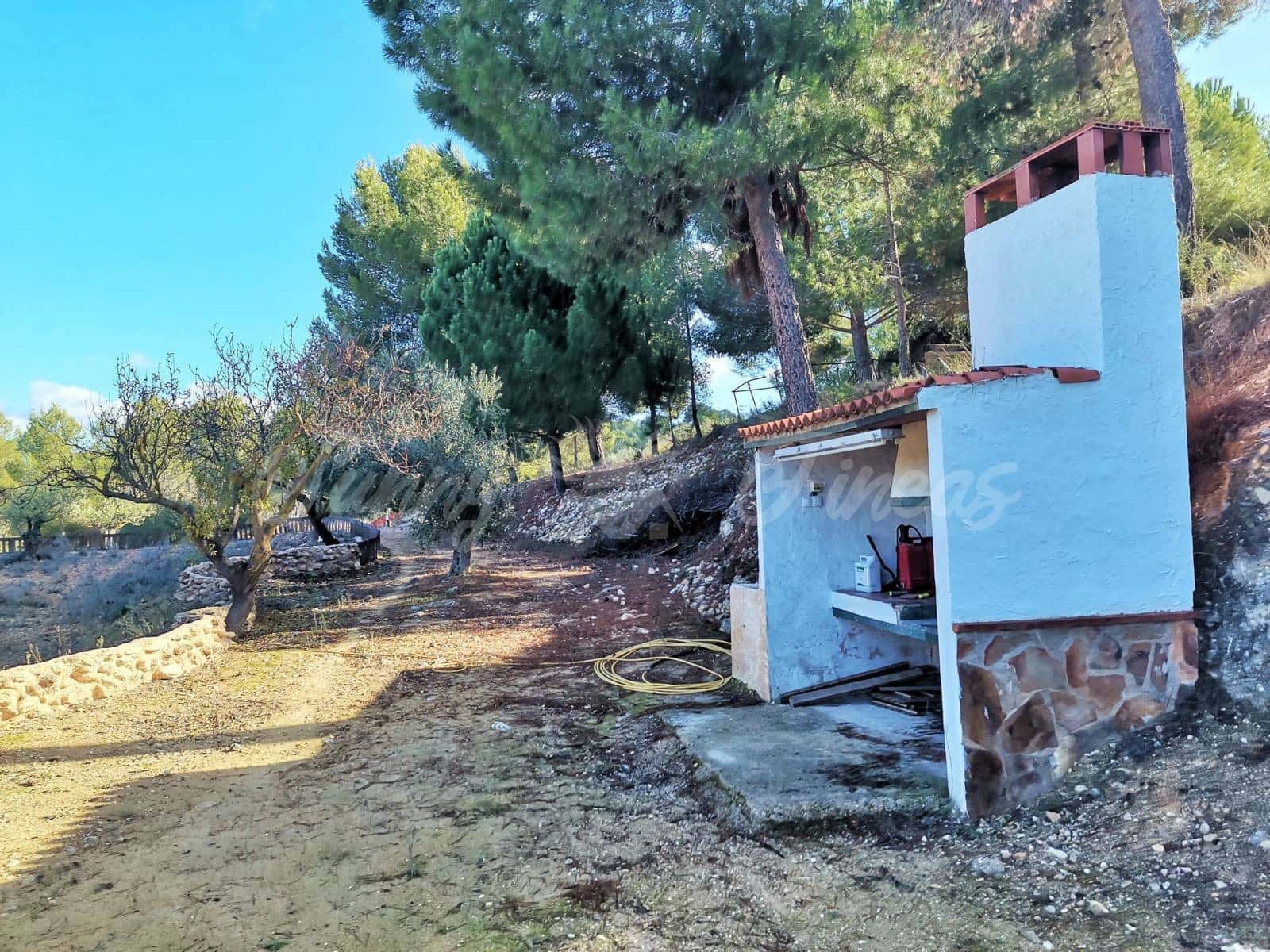 2 bedroom Finca/Country House for sale in Biar - € 99,000 (Ref: 6472111)