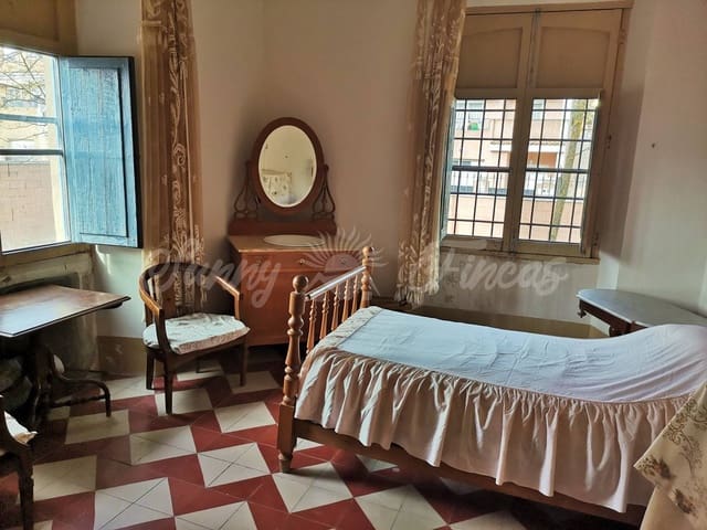 9 sovrum Radhus till salu i Bocairent med garage - 399 000 € (Ref: 6509007)