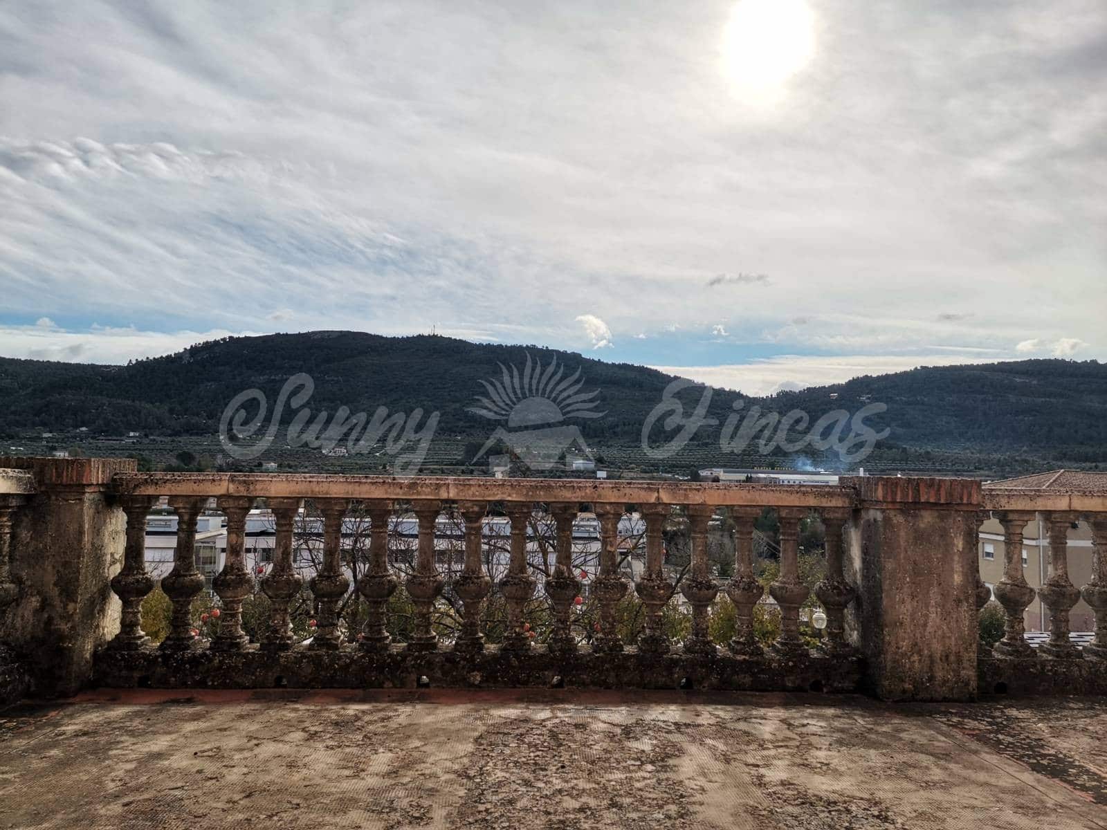 9 soveværelse Rækkehus til salg i Bocairent med garage - € 399.000 (Ref: 6509007)