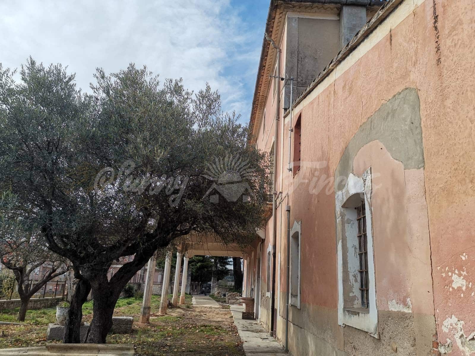 9 soveværelse Rækkehus til salg i Bocairent med garage - € 399.000 (Ref: 6509007)