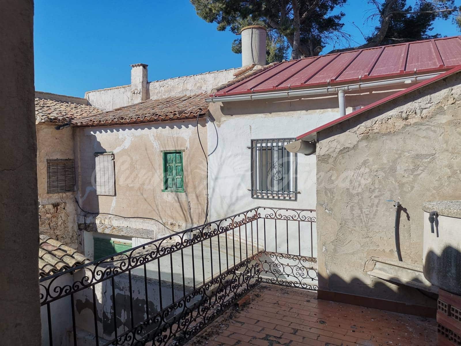 5 soveværelse Finca/Landehus til salg i Villena med swimmingpool garage - € 149.900 (Ref: 6703372)