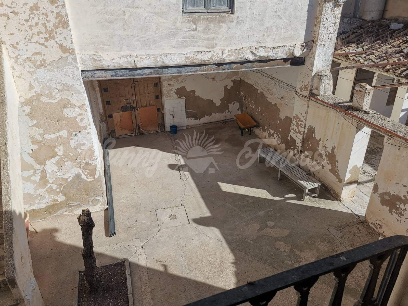 5 soveværelse Finca/Landehus til salg i Villena med swimmingpool garage - € 149.900 (Ref: 6703372)